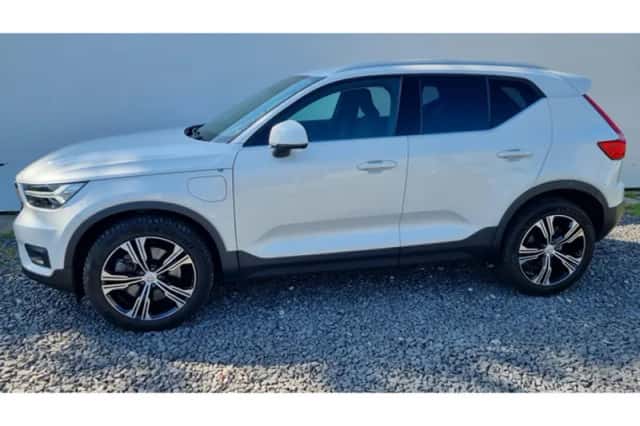 Volvo XC40 (2021) thumbnail 2