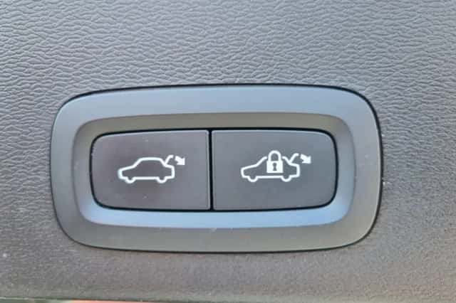 Volvo XC40 (2021) thumbnail 28