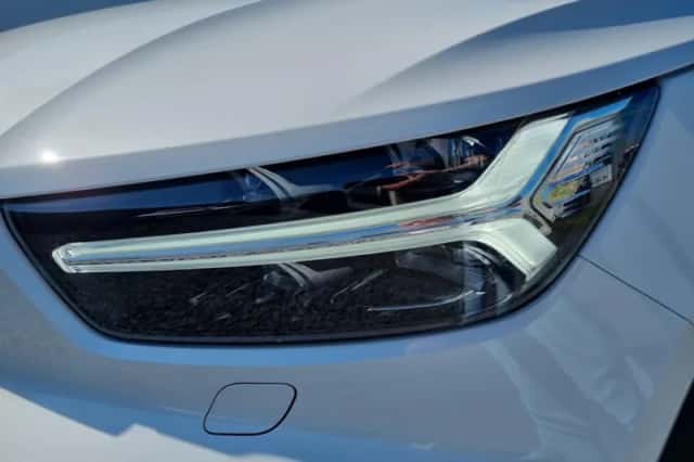 Volvo XC40 (2021) thumbnail 6