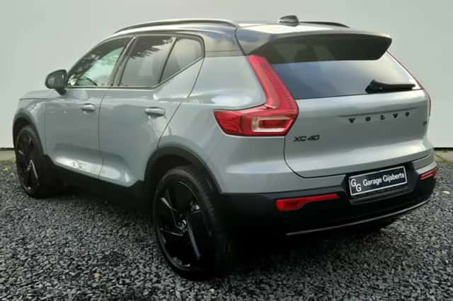 Volvo XC40 (2025) thumbnail 3