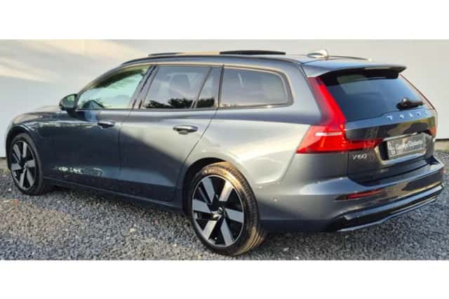 Volvo V60 (2025) thumbnail 3
