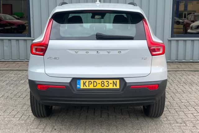 Volvo XC40 (2021) thumbnail 6