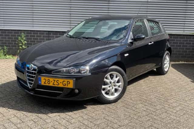 Alfa Romeo 147 (2007) thumbnail 1
