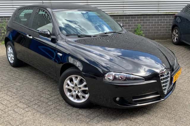 Alfa Romeo 147 (2007) thumbnail 3