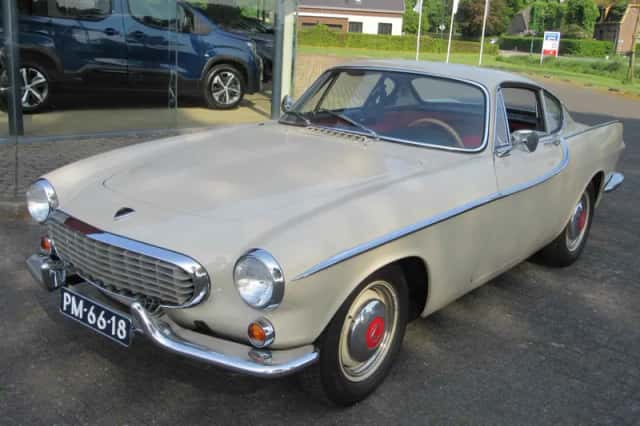 Volvo P1800 (1963) thumbnail 2