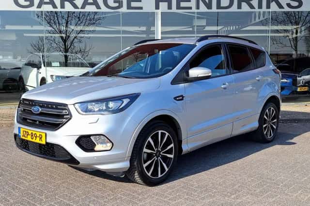 Ford Kuga (2019) thumbnail 1