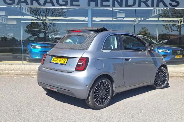 Fiat 500e (2021) thumbnail 5