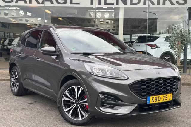 Ford Kuga (2020) thumbnail 5
