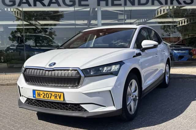 Škoda Enyaq (2021) thumbnail 3