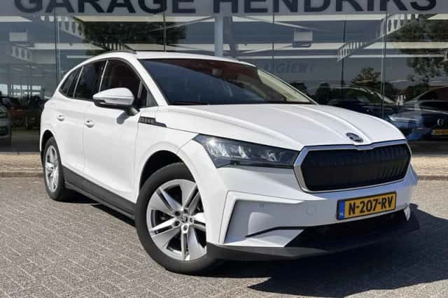 Škoda Enyaq (2021) thumbnail 4