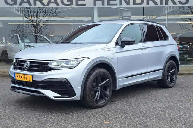 Volkswagen Tiguan (2022) thumbnail 1