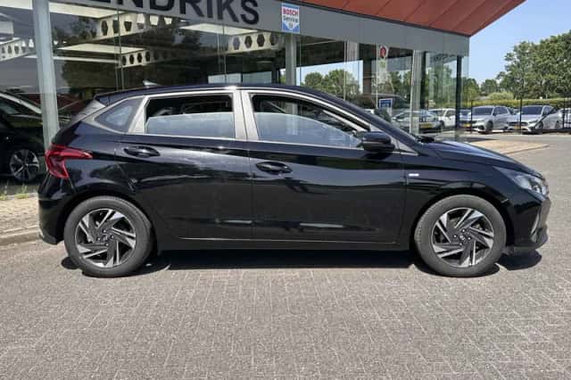 Hyundai i20 (2022) thumbnail 5
