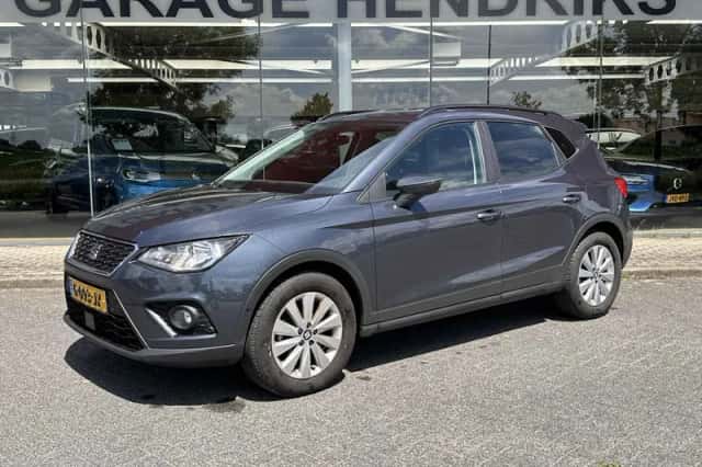 SEAT Arona (2019) thumbnail 1