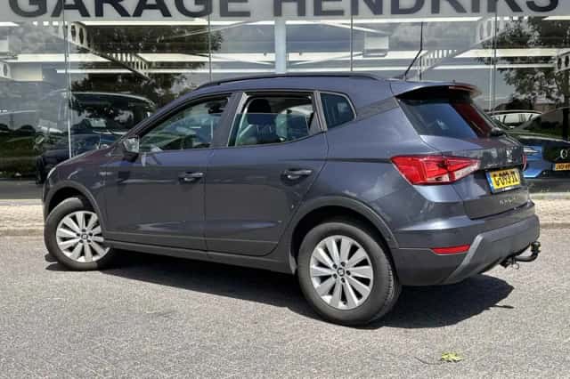 SEAT Arona (2019) thumbnail 5
