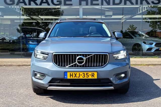 Volvo XC40 (2021) thumbnail 5