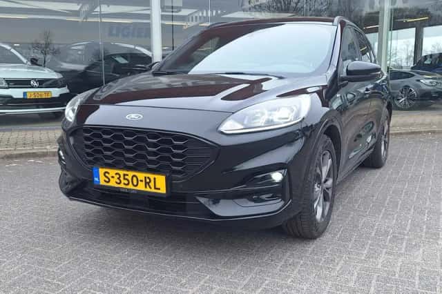 Ford Kuga (2021) thumbnail 5