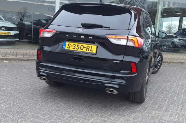 Ford Kuga (2021) thumbnail 6