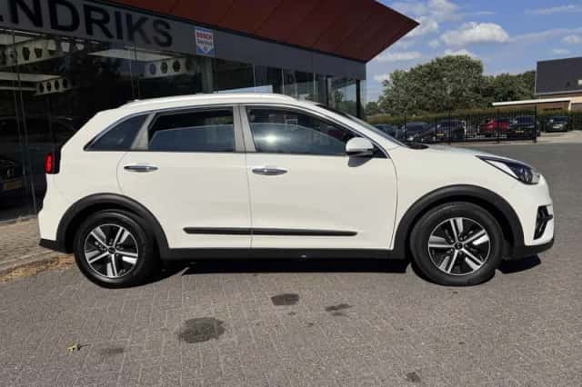 Kia Niro (2021) thumbnail 5
