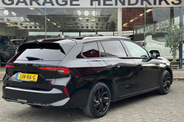 Opel Astra (2024) thumbnail 4