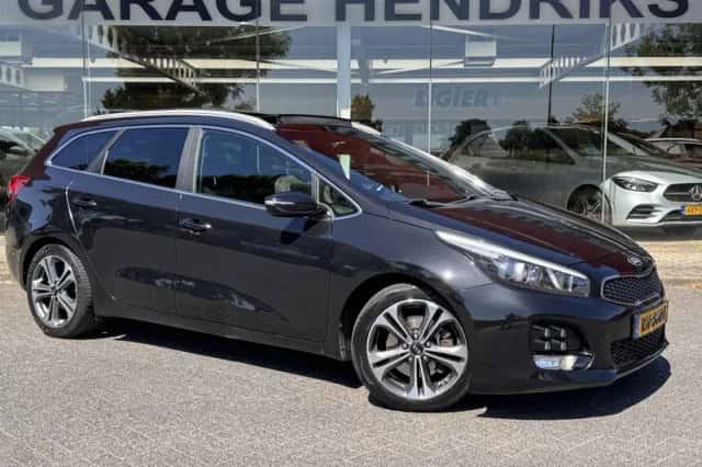Kia Ceed (2017) thumbnail 4
