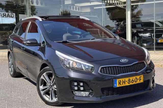 Kia Ceed (2017) thumbnail 5