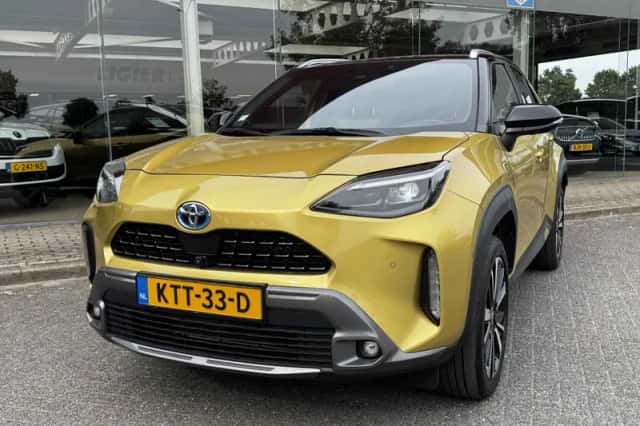 Toyota Yaris Cross (2022) thumbnail 2
