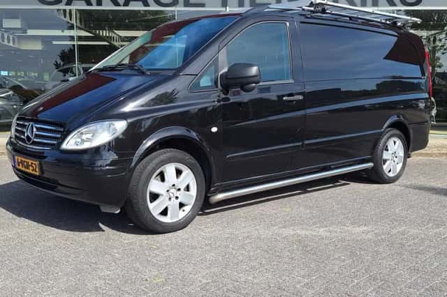 Mercedes-Benz Vito (2010) thumbnail 1