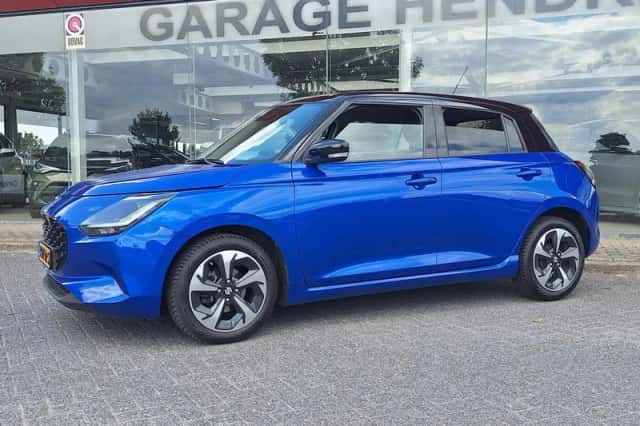 Suzuki Swift (2024) thumbnail 2