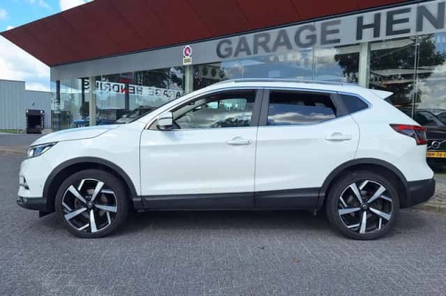 Nissan Qashqai (2019) thumbnail 2