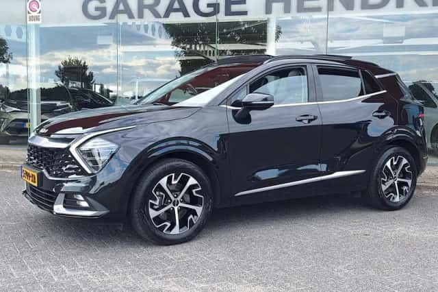 Kia Sportage (2023) thumbnail 2