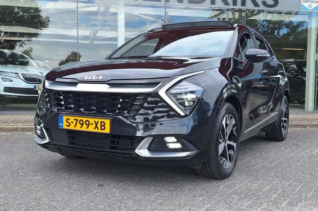 Kia Sportage (2023) thumbnail 3