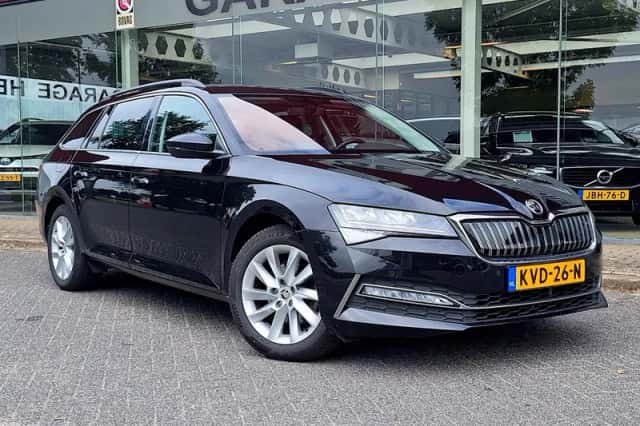 Škoda Superb (2020) thumbnail 6