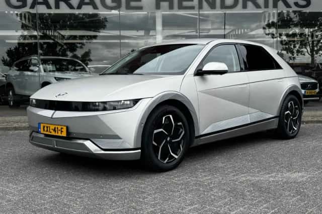 Hyundai Ioniq 5 (2022) thumbnail 1