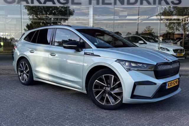 Škoda Enyaq (2023) thumbnail 6