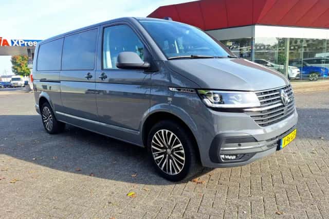 Volkswagen Transporter (2024) thumbnail 6