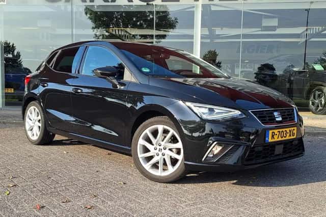 SEAT Ibiza (2023) thumbnail 3
