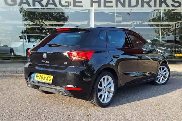 SEAT Ibiza (2023) thumbnail 5