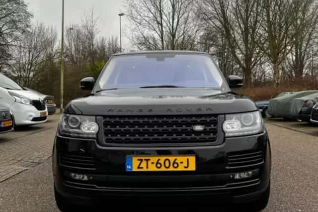 Land Rover Range Rover (2014) thumbnail 1