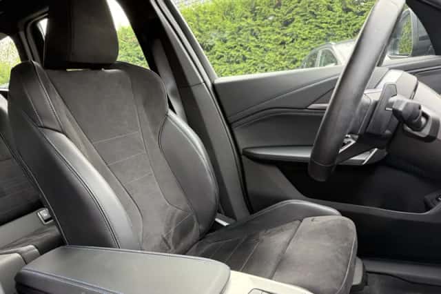 BMW X1 (2024) thumbnail 3