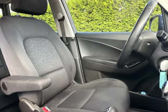 Hyundai ix20 (2014) thumbnail 3