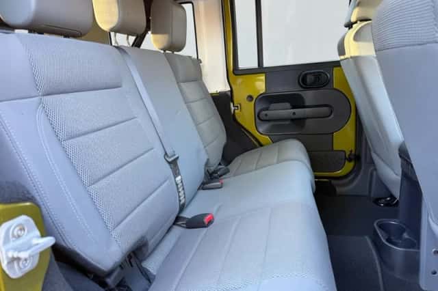 Jeep Wrangler (2008) thumbnail 3