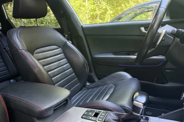 Kia Optima (2019) thumbnail 3