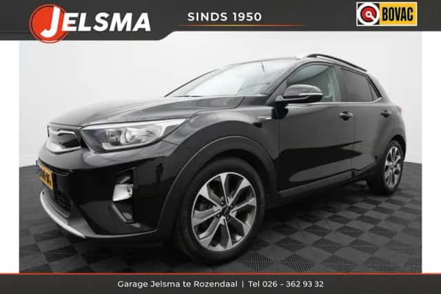 Kia Stonic (2019) thumbnail 2