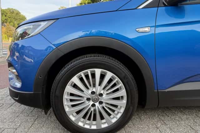 Opel Grandland (2018) thumbnail 5