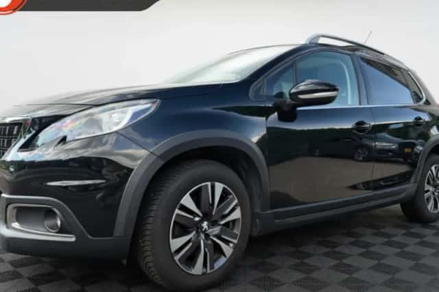 Peugeot 2008 (2008) thumbnail 1