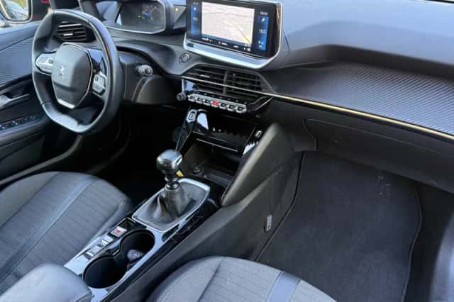 Peugeot 208 (2021) thumbnail 5