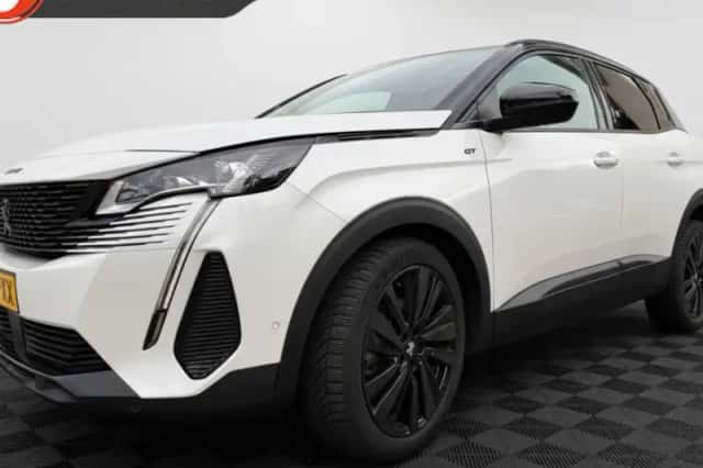Peugeot 3008 (2021) thumbnail 1