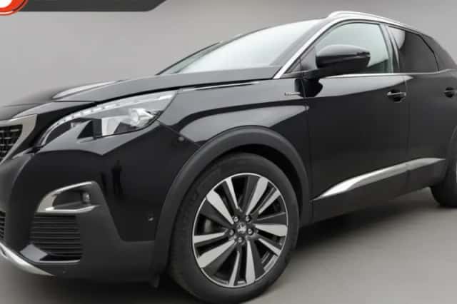 Peugeot 3008 (2018) thumbnail 1
