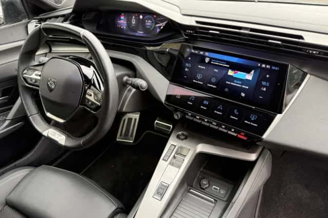 Peugeot 408 (2025) thumbnail 3