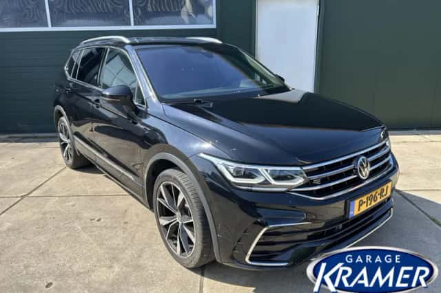 Volkswagen Tiguan (2022) thumbnail 1